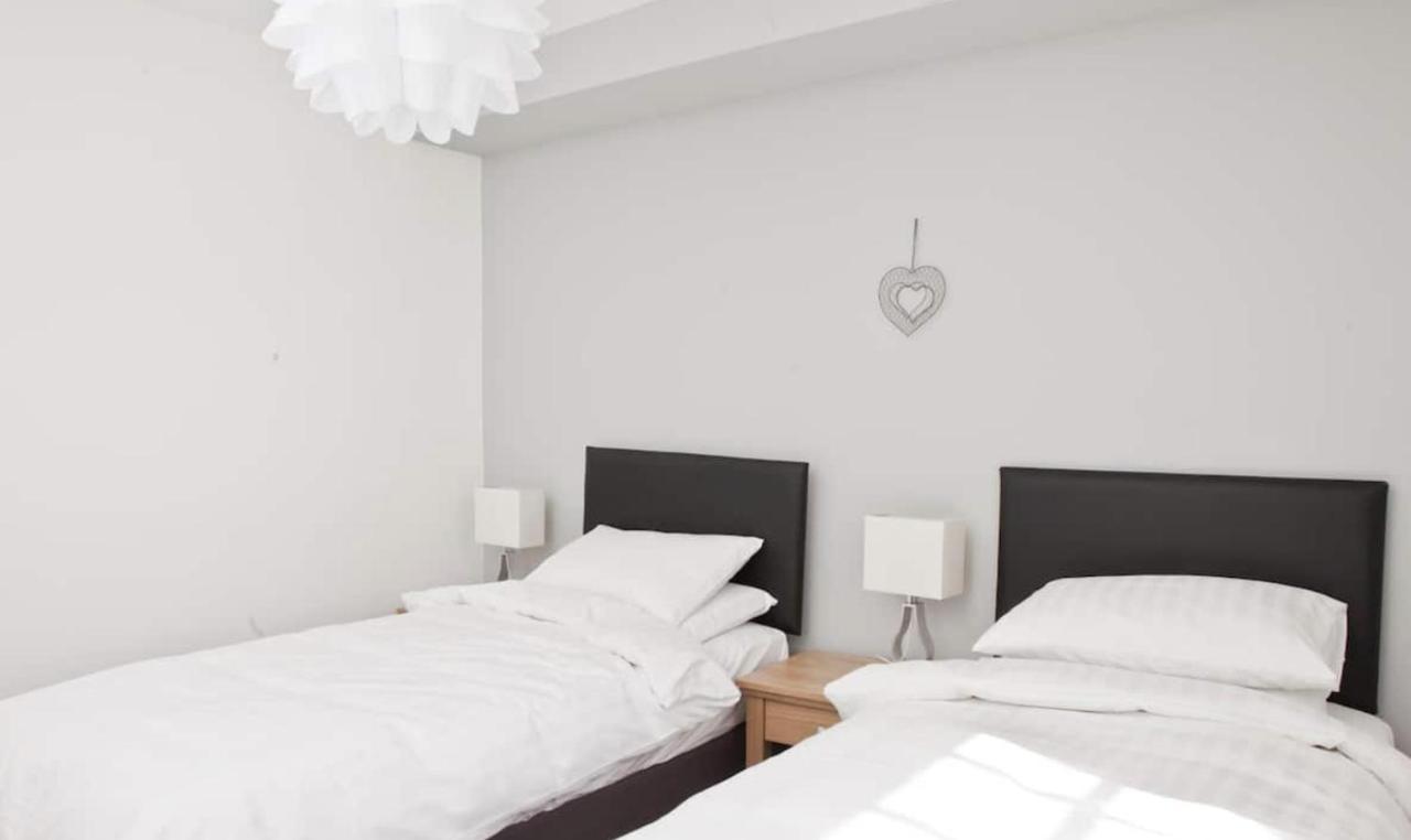 Royal Mile Apartment เอดินบะระ ภายนอก รูปภาพ