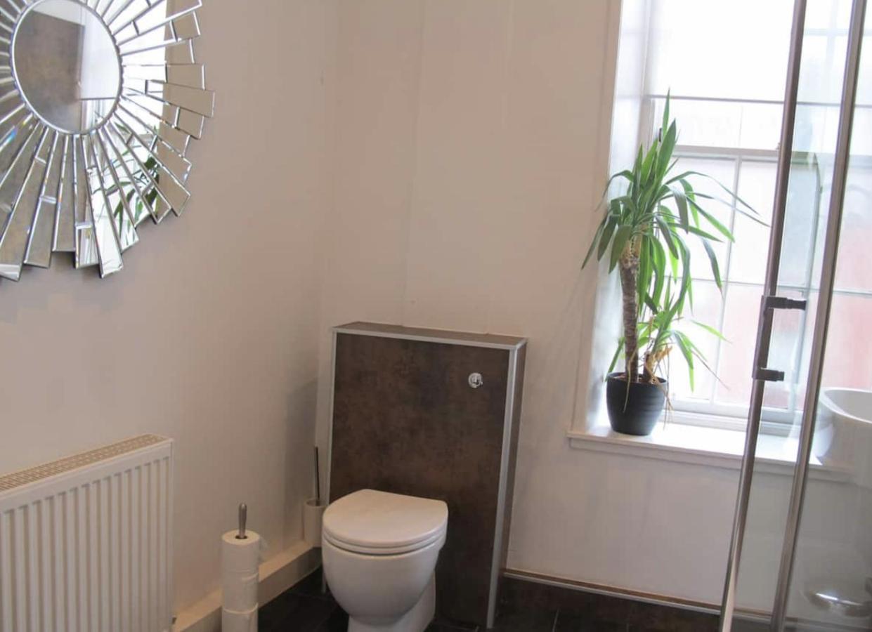Royal Mile Apartment เอดินบะระ ภายนอก รูปภาพ