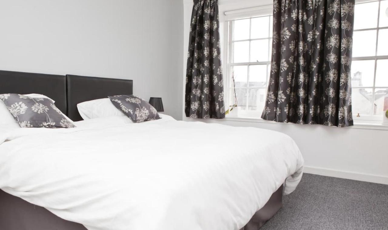 Royal Mile Apartment เอดินบะระ ภายนอก รูปภาพ